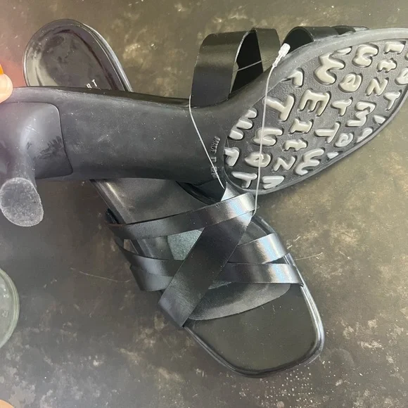 Stuart Weitzman Black Strappy Mule size 10 for Summer - Picture 4 of 7